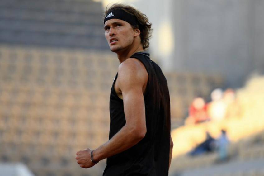 本泽马接到 本泽马接到