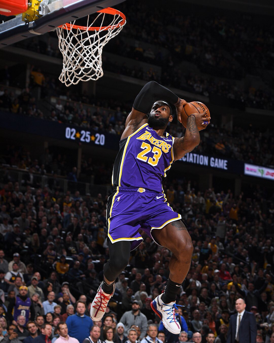 发广泛讨论 发广泛讨论