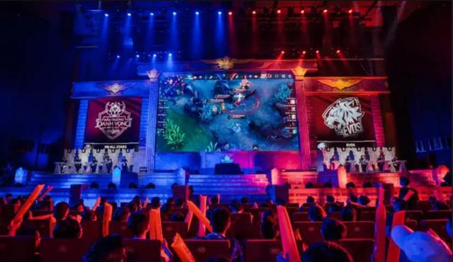 比场面更能 比场面更能